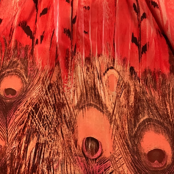 Size small dress. Could tie a bow in the front for strapless - Picture 4 of 5